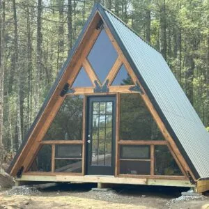 cabin-tiny-home-airbnb-guest-house
