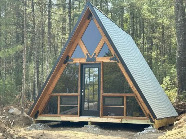cabin-tiny-home-airbnb-guest-house